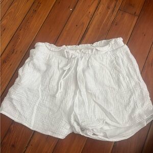 Women's White linen Casual Shorts